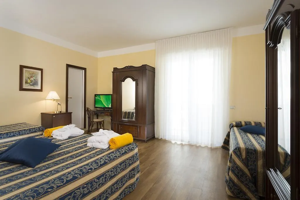 Hotel Milano Helvetia - In Centro Con Piscina Riccione 3*,  Italy